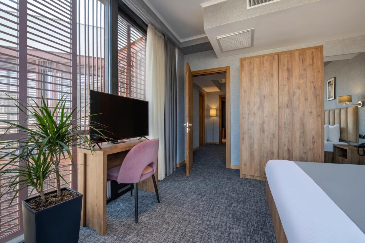 Barnovi Boutique Hotel Tbiliszi Kültér fotó